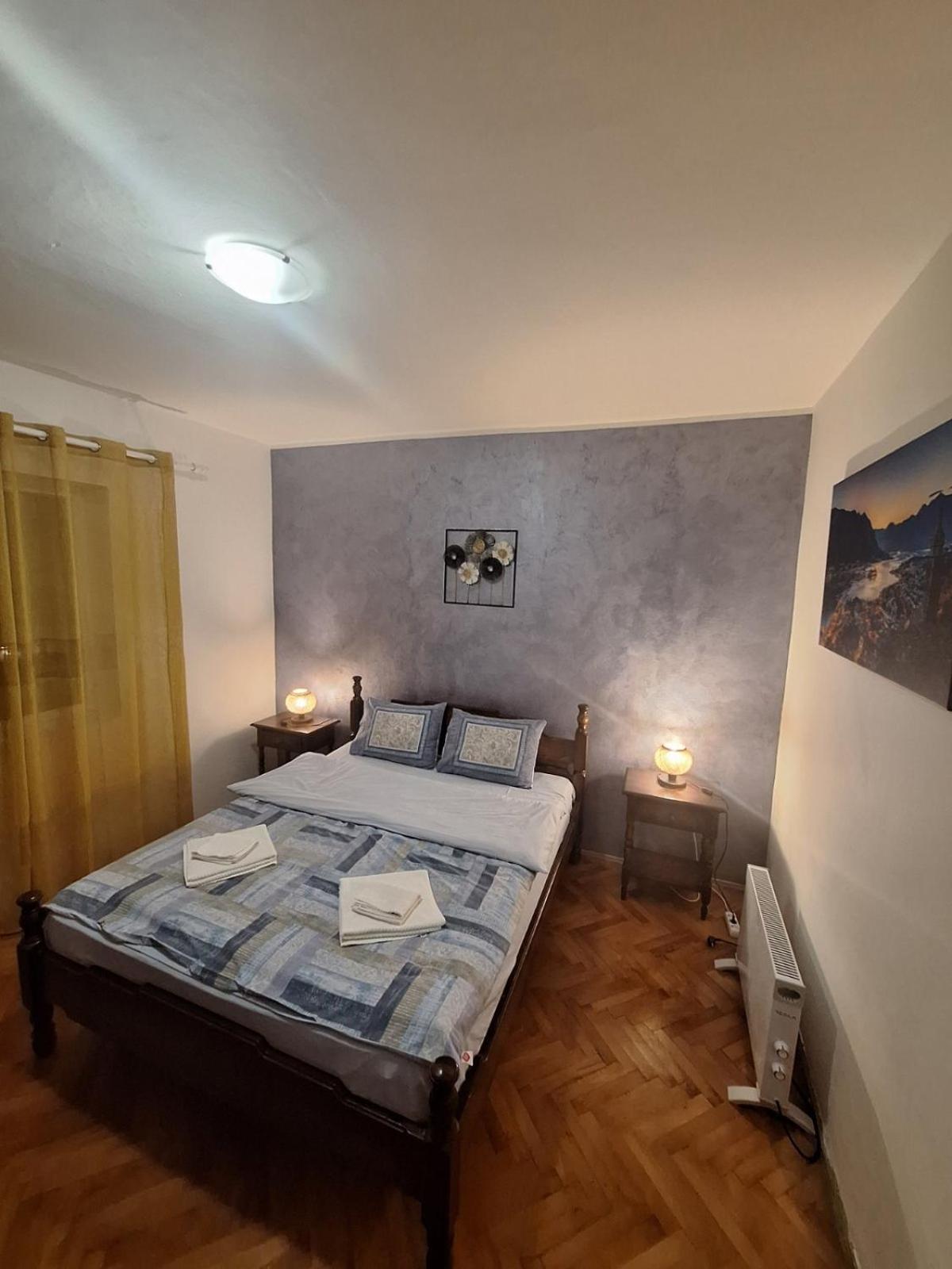 Red House Apartment Kotor Exterior photo