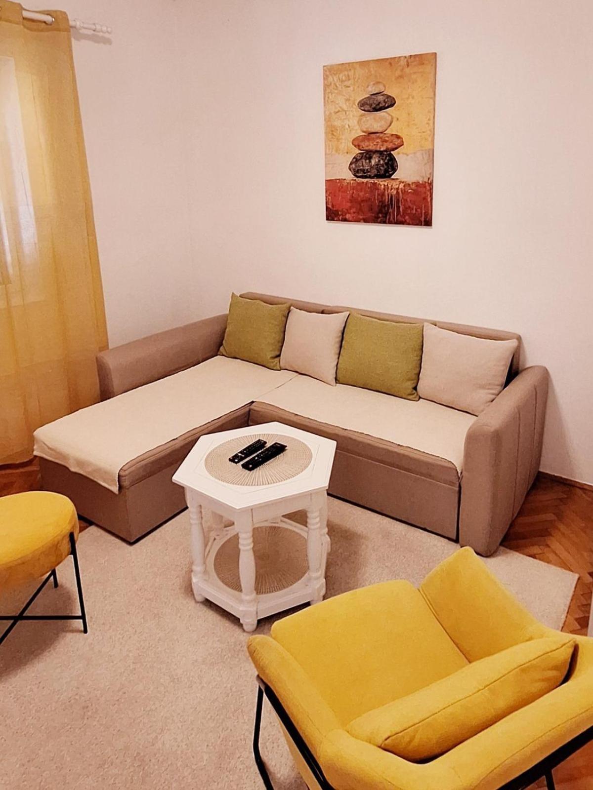 Red House Apartment Kotor Exterior photo